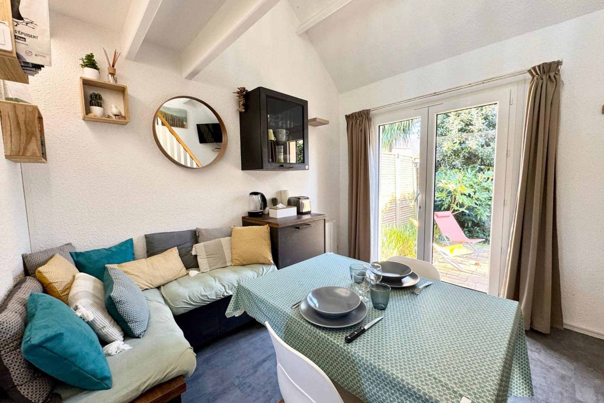 Maisonnette De Charme Bord De Mer Piscine 基代利普拉格 外观 照片